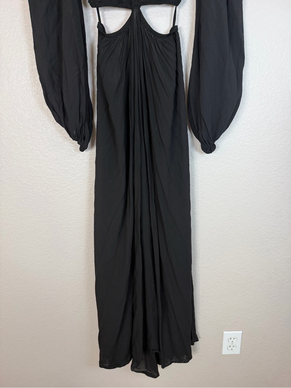Indah Julie Solid Ruched Bodice Cutaway Maxi Dress Black Small $258 Revolve - Picture 7 of 13